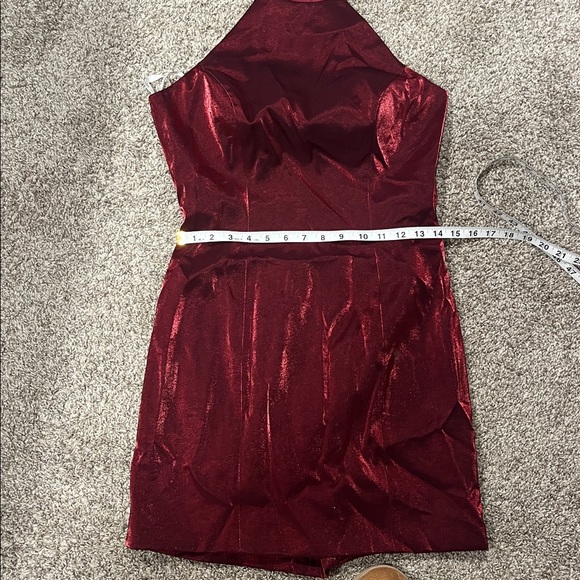 Sherri Hill 53004 Short Halter Neck Sheath Dress in Wine Color Size 10 - Picture 11 of 12